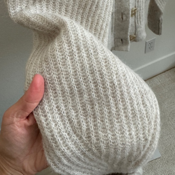 Everlane Alpaca Cardigan Size Small - Picture 3 of 5